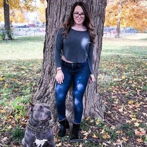 Meet your Posher, Alyssa